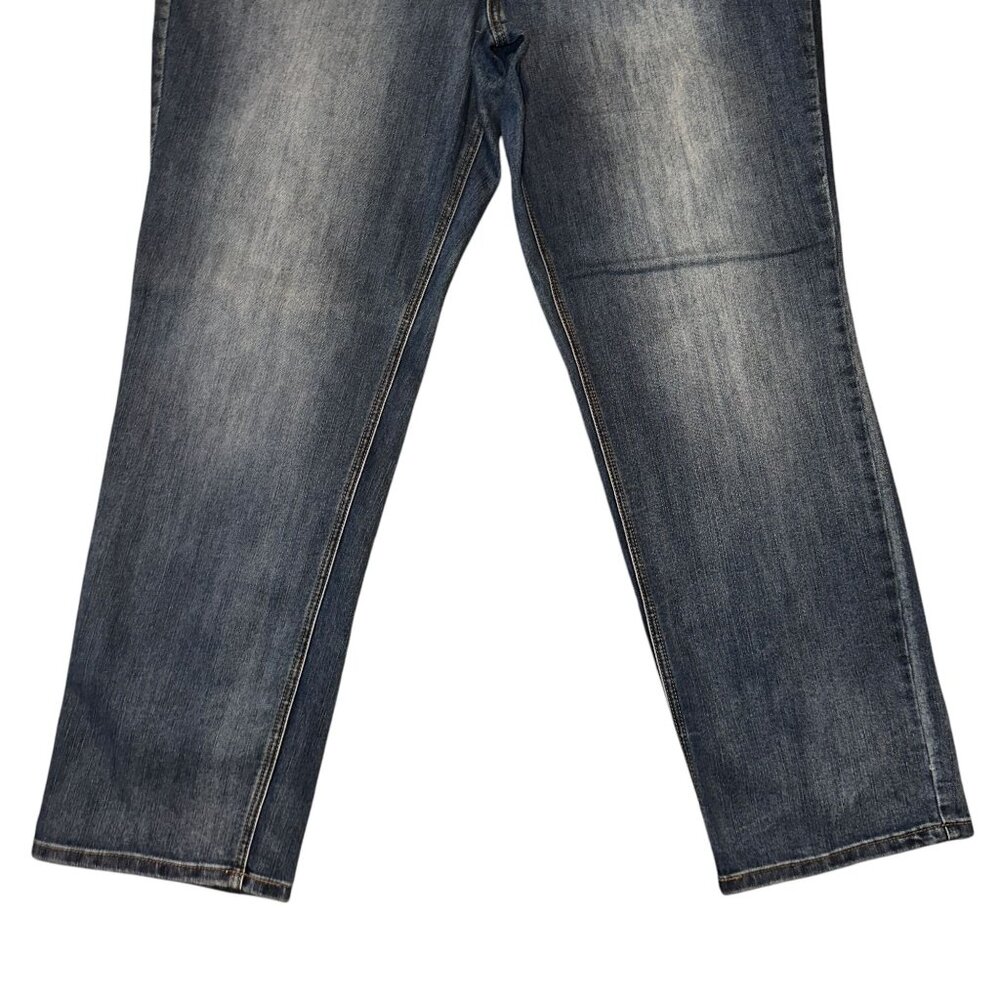 Maurices Plus Size Straight Leg Jeans Womens 20W 31 Medium Wash Pockets Logo - Picture 4 of 8